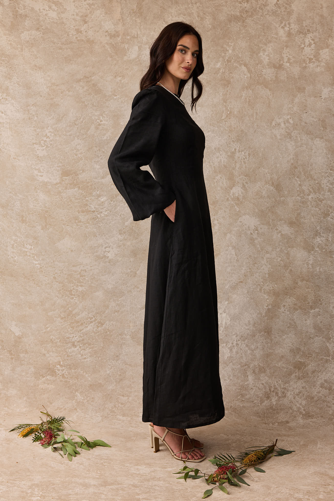 Daffodil Linen Maxi Nursing Dress - Black