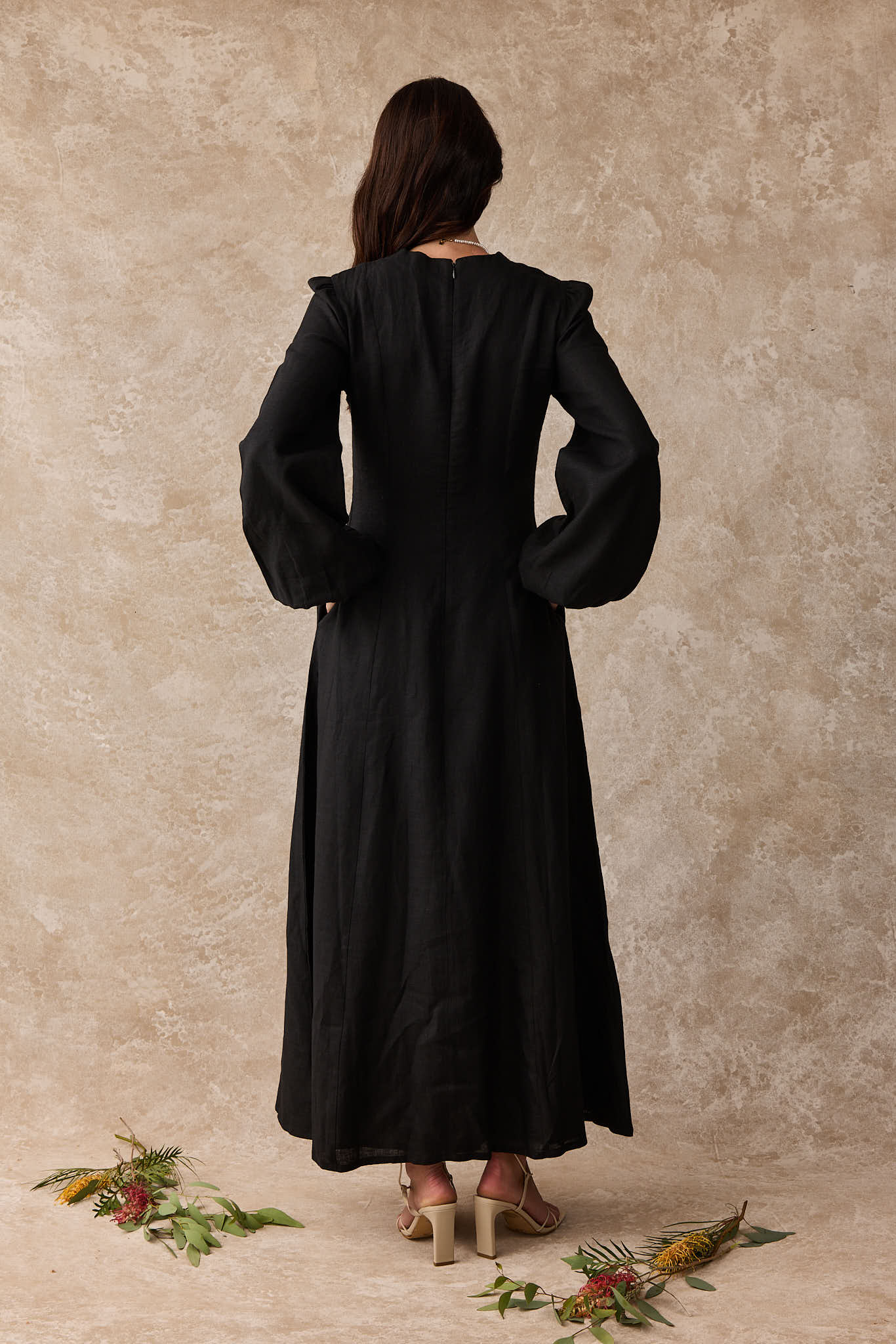 Daffodil Linen Maxi Nursing Dress - Black
